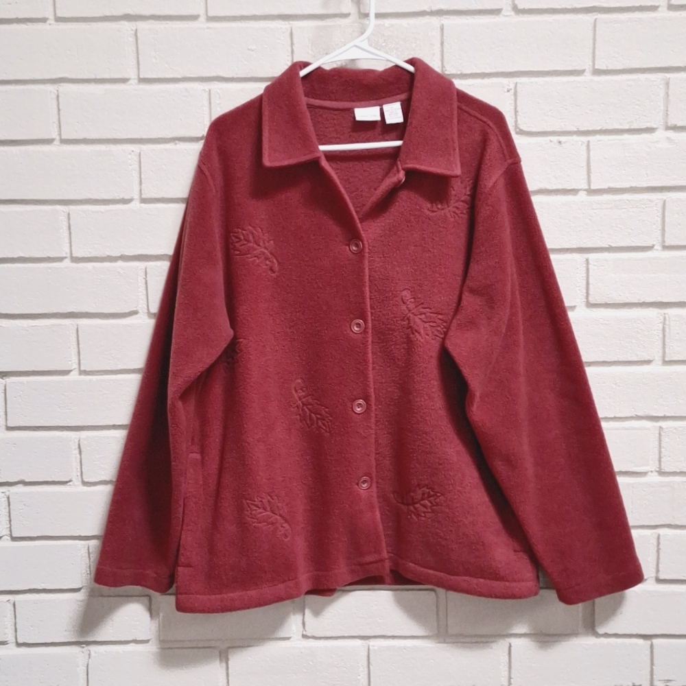 Cherokee Bergandy Fleece Leaf Detail Button-Up Jacket. Size XL